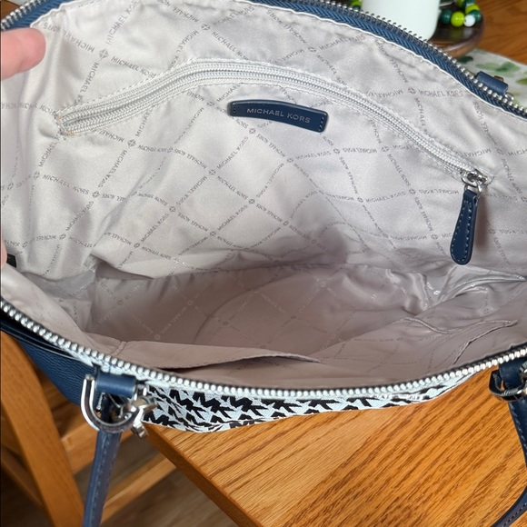 Michael Kors Navy and Gray Monogram Shoulder Bag - Picture 2 of 4